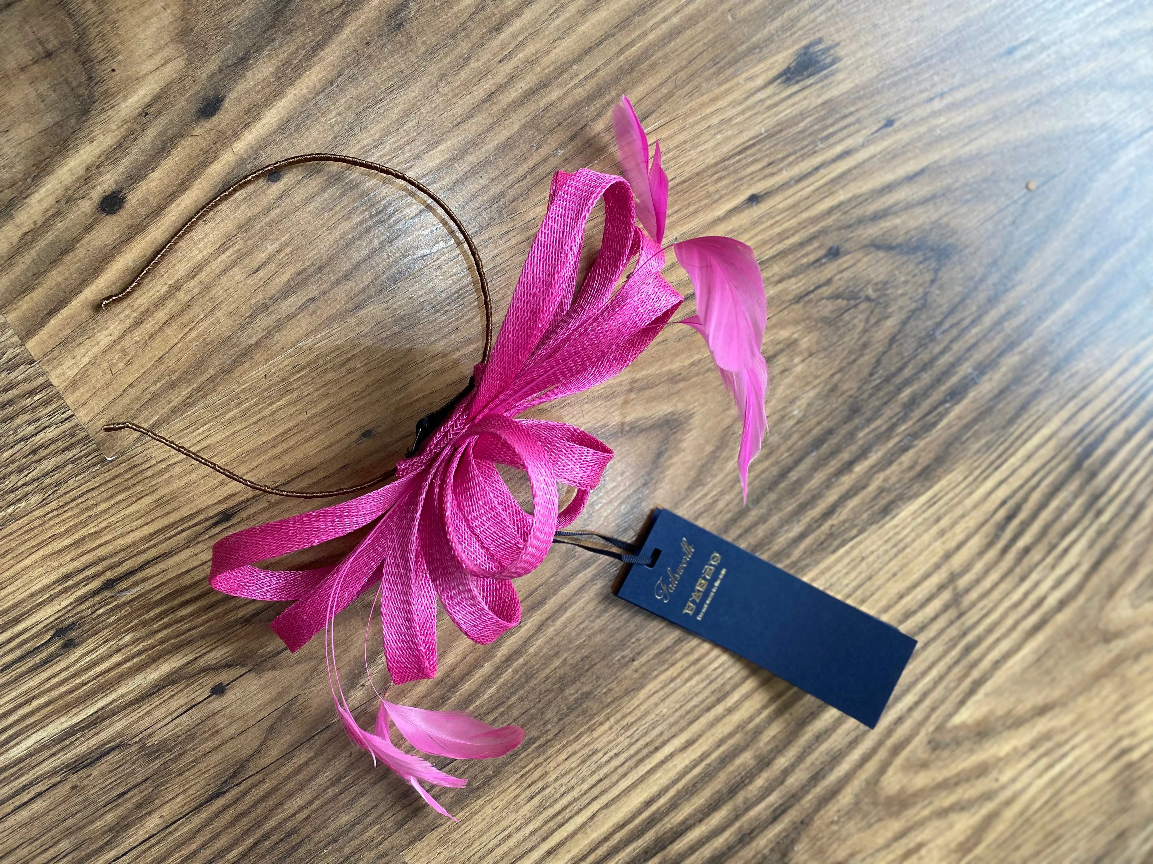 Medium Loop Sinamay And Feather Fascinator On A Fine Headband (12 Colours)