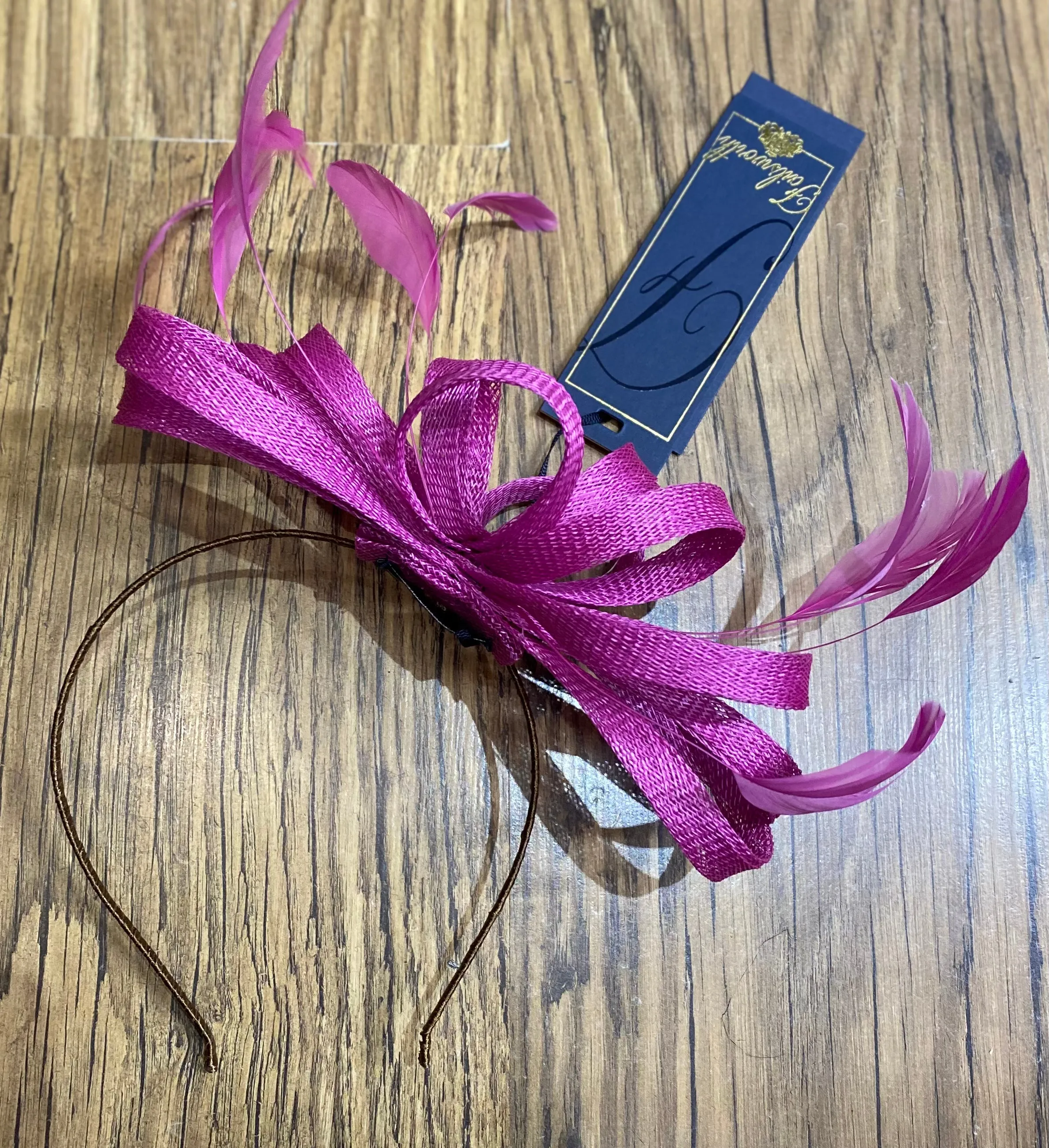 Medium Loop Sinamay And Feather Fascinator On A Fine Headband (12 Colours)